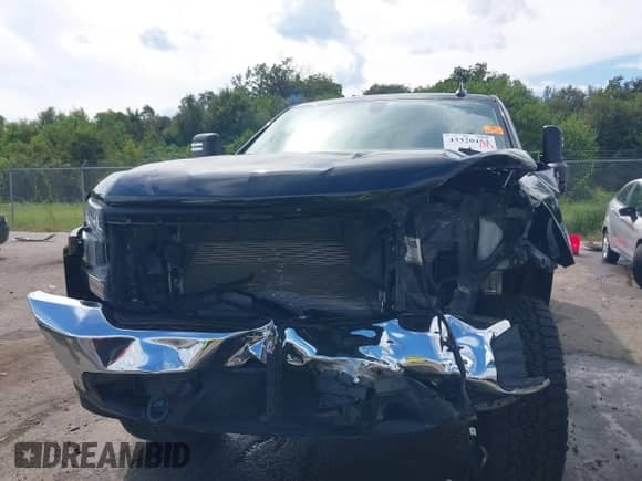 2020 Chevrolet Silverado 1500 LT with VIN 3GCUYDED2LG109380, listed as a IAAI auction lot 43320453 with Not provided miles and . Bid and sale history available at DreamBid. Image 11.