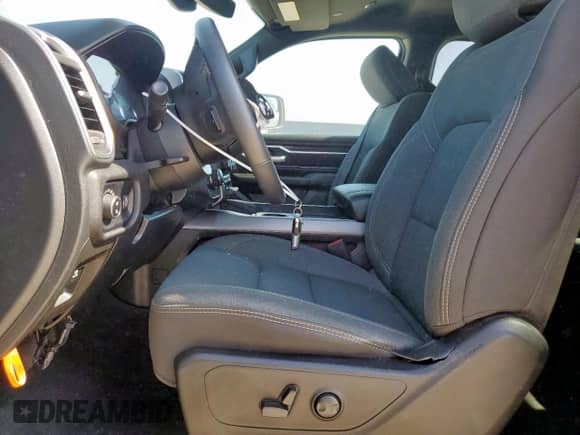 2024 Ram 1500 Big Horn с VIN 1C6SRFFT0RN104272, выставлен на аукционе Copart как лот 66125755 с пробегом 43 805 миль миль и Списание • Salvage title. История ставок и продаж доступна на DreamBid. Изображение 7.