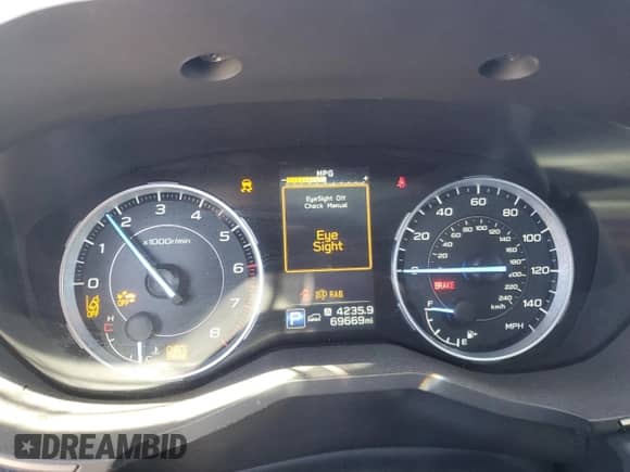 2021 Subaru Ascent Limited с VIN 4S4WMALD3M3421245, выставлен на аукционе Copart как лот 64122635 с пробегом 69 669 миль миль и Списание • Salvage title. История ставок и продаж доступна на DreamBid. Изображение 9.