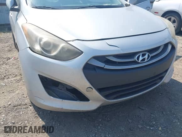 2013 Hyundai Elantra с VIN KMHD35LE9DU151412, выставлен на аукционе IAAI как лот 43240248 с пробегом 234 435 миль миль и . История ставок и продаж доступна на DreamBid. Изображение 6.