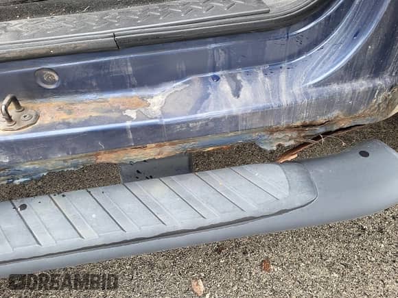 2011 Ford F-150 FX4 z VIN 1FTFX1EF3BFA97395, wystawiony jako IAAI lot #43554427 z przebiegiem 209 653 mil mil oraz . Historia ofert i sprzedaży dostępna na DreamBid. Obrazek 42.