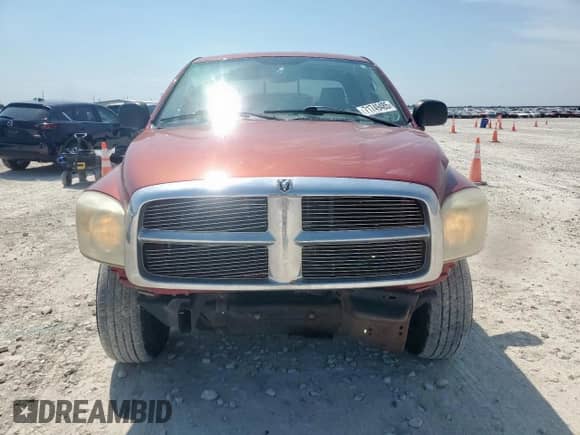 2008 Dodge 1500 SLT with VIN 1D7HU182X8S605636, listed as a Copart auction lot 71749485 with 211,194 mi miles and Salvage title. Bid and sale history available at DreamBid. Image 5.