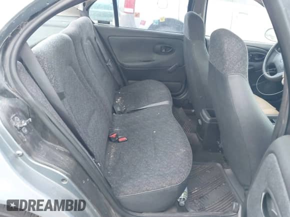 2002 Saturn SL с VIN 1G8ZH52882Z203324, выставлен на аукционе IAAI как лот 42476384 с пробегом 159 132 миль миль и . История ставок и продаж доступна на DreamBid. Изображение 8.