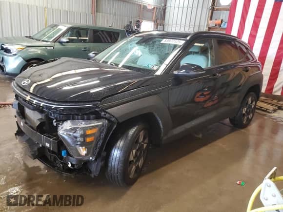 2024 Hyundai Kona SEL с VIN KM8HBCAB3RU041755, выставлен на аукционе Copart как лот 83977125 с пробегом 15 782 миль миль и Списание • Salvage title. История ставок и продаж доступна на DreamBid. Изображение 1.