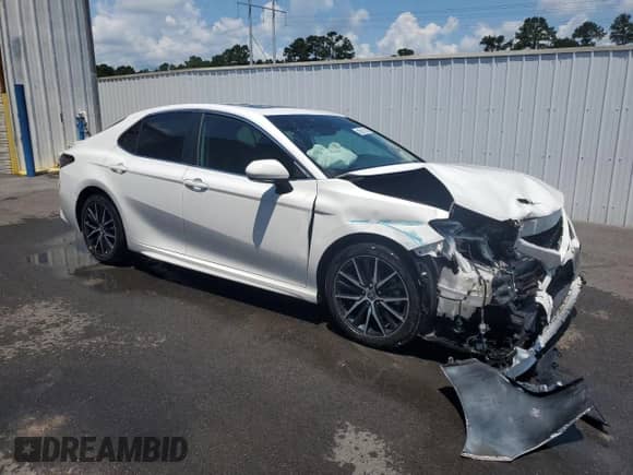 2021 Toyota Camry SE z VIN 4T1S11AK8MU535535, wystawiony jako Copart lot #67538865 z przebiegiem 50 592 mil mil oraz Szkoda całkowita • Salvage title. Historia ofert i sprzedaży dostępna na DreamBid. Obrazek 4.