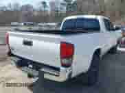 2021 Toyota Tacoma SR5 z VIN 3TMDZ5BN4MM118505, wystawiony jako IAAI lot #41920089 z przebiegiem 30 693 mil mil oraz . Historia ofert i sprzedaży dostępna na DreamBid. Obrazek 4.
