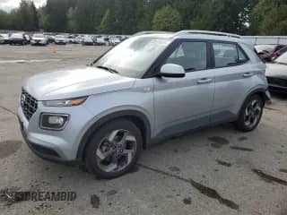 2023 Hyundai Venue SEL с VIN KMHRC8A32PU218333, выставлен на аукционе Copart как лот 82539025 с пробегом 15 315 миль миль и Списание • Salvage title. История ставок и продаж доступна на DreamBid. Изображение 1.