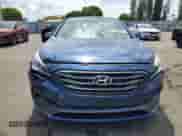 2015 Hyundai Sonata Sport с VIN 5NPE34AF1FH110137, выставлен на аукционе Copart как лот 57858275 с пробегом 153 918 миль миль и Списание • Salvage title. История ставок и продаж доступна на DreamBid. Изображение 5.