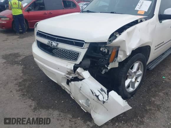 2009 Chevrolet Suburban LTZ с VIN 1GNFC36029R257896, выставлен на аукционе IAAI как лот 42446243 с пробегом 232 989 миль миль и . История ставок и продаж доступна на DreamBid. Изображение 6.