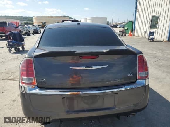 2013 Chrysler 300 с VIN 2C3CCARG4DH519570, выставлен на аукционе Copart как лот 84562275 с пробегом 185 985 миль миль и Списание • Salvage title. История ставок и продаж доступна на DreamBid. Изображение 6.