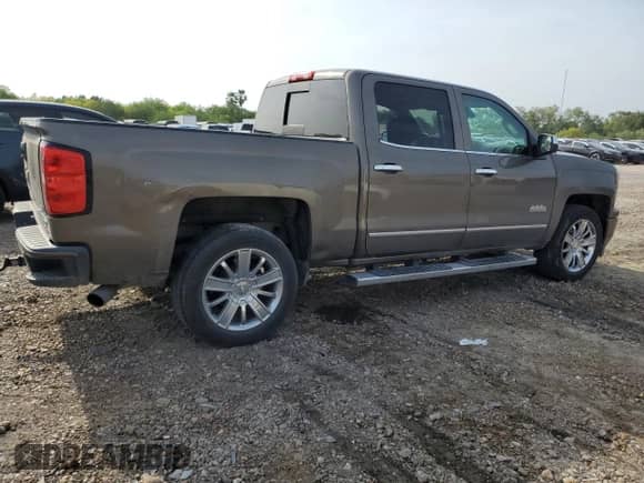 2015 Chevrolet Silverado 1500 High Country z VIN 3GCPCTEC7FG389279, wystawiony jako Copart lot #51698295 z przebiegiem 179 073 mil mil oraz Szkoda całkowita • Salvage title. Historia ofert i sprzedaży dostępna na DreamBid. Obrazek 3.