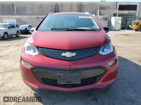 2017 Chevrolet Bolt EV Premier z VIN 1G1FX6S02H4150260, wystawiony jako Copart lot #70737633 z przebiegiem 125 372 mil mil oraz . Historia ofert i sprzedaży dostępna na DreamBid. Obrazek 5.