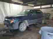 2005 Chevrolet Avalanche LS z VIN 3GNEK12Z95G162303, wystawiony jako Copart lot #67767745 z przebiegiem 143 746 mil mil oraz Szkoda całkowita • Salvage title. Historia ofert i sprzedaży dostępna na DreamBid. Obrazek 1.