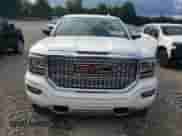 2018 GMC Sierra 1500 Denali z VIN 3GTP1PEC9JG510867, wystawiony jako Copart lot #65768565 z przebiegiem 50 540 mil mil oraz Szkoda całkowita • Salvage title. Historia ofert i sprzedaży dostępna na DreamBid. Obrazek 5.