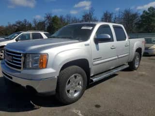 2011 GMC Sierra 1500 SLE z VIN 3GTP2VE32BG287154, wystawiony jako Copart lot #81139035 z przebiegiem 165 210 mil mil oraz Czysty tytuł • Clean title. Historia ofert i sprzedaży dostępna na DreamBid. Obrazek 1.