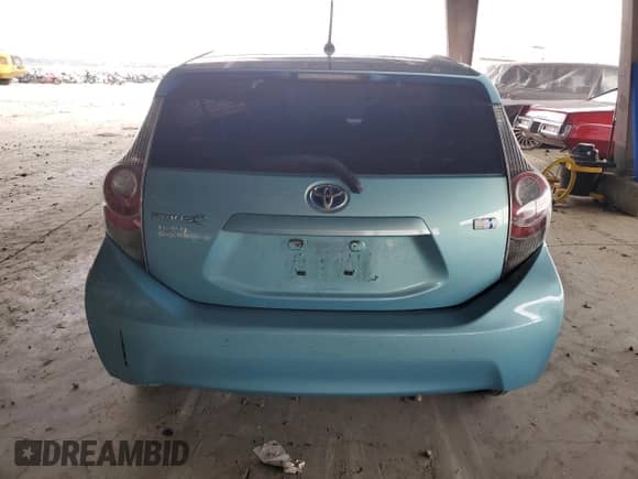 2013 Toyota Prius Three with VIN JTDKDTB36D1041447, listed as a Copart auction lot 81926165 with 128,161 mi miles and Salvage title. Bid and sale history available at DreamBid. Image 6.
