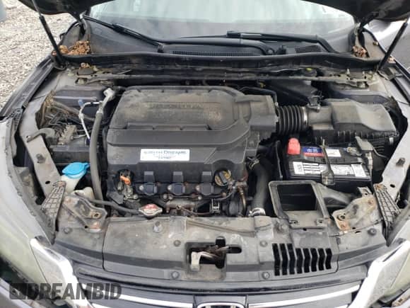 2014 Honda Accord EX-L with VIN 1HGCR3F84EA039615, listed as a Copart auction lot 86696185 with 93,446 mi miles and Salvage title. Bid and sale history available at DreamBid. Image 11.