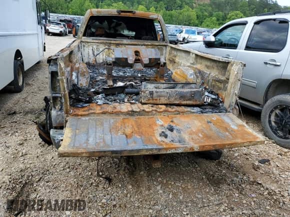 2003 Chevrolet Silverado 3500 LT with VIN 1GCJK33143F190830, listed as a Copart auction lot 59739745 with Not provided miles and Salvage title. Bid and sale history available at DreamBid. Image 6.