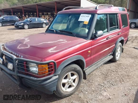 2002 Land Rover Discovery with VIN SALTL15462A736467, listed as a IAAI auction lot 41517949 with 180,872 mi miles and . Bid and sale history available at DreamBid. Image 2.