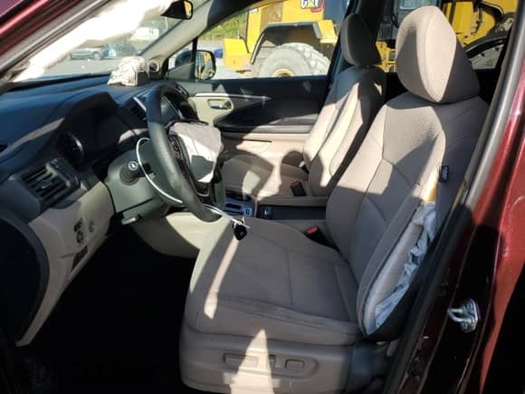 2017 Honda Pilot EX с VIN 5FNYF5H3XHB013140, выставлен на аукционе Copart как лот 82356685 с пробегом 61 535 миль миль и Списание • Salvage title. История ставок и продаж доступна на DreamBid. Изображение 7.