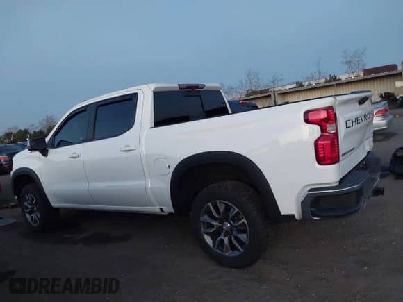 2020 Chevrolet Silverado 1500 LT с VIN 3GCUYDET2LG265068, выставлен на аукционе IAAI как лот 41478147 с пробегом 77 078 миль миль и . История ставок и продаж доступна на DreamBid. Изображение 14.