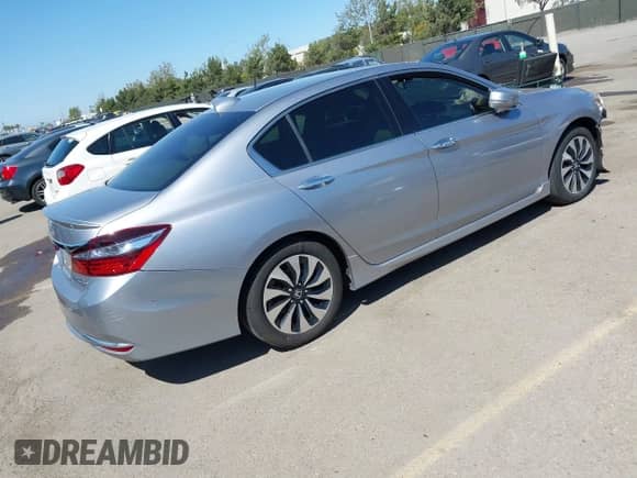 2017 Honda Accord Touring с VIN JHMCR6F7XHC006343, выставлен на аукционе IAAI как лот 42004047 с пробегом 50 378 миль миль и . История ставок и продаж доступна на DreamBid. Изображение 4.