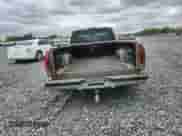 1996 GMC Sierra 1500 с VIN 2GTEC19R8T1561768, выставлен на аукционе Copart как лот 85784245 с пробегом 271 276 миль миль и Чистый • Clean title. История ставок и продаж доступна на DreamBid. Изображение 6.