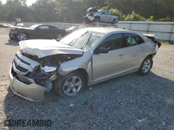 2013 Chevrolet Malibu LS с VIN 1G11B5SA6DF187645, выставлен на аукционе Copart как лот 70382395 с пробегом Не указан миль и Списание • Salvage title. История ставок и продаж доступна на DreamBid. Изображение 1.