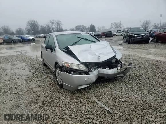 2010 Honda Civic с VIN 19XFA1E33AE037293, выставлен на аукционе Copart как лот 42107465 с пробегом Не указан миль и Списание • Salvage title. История ставок и продаж доступна на DreamBid. Изображение 10.