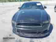 2014 Ford Mustang V6 с VIN 1ZVBP8AM7E5308634, выставлен на аукционе IAAI как лот 43073553 с пробегом 186 126 миль миль и . История ставок и продаж доступна на DreamBid. Изображение 12.