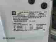 2005 GMC Sierra 1500 SLT z VIN 2GTEC13T951337142, wystawiony jako Copart lot #52823625 z przebiegiem 245 568 mil mil oraz Szkoda całkowita • Salvage title. Historia ofert i sprzedaży dostępna na DreamBid. Obrazek 12.