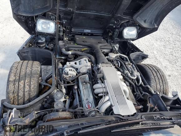 1988 Chevrolet Corvette с VIN 1G1YY3183J5118882, выставлен на аукционе Copart как лот 75174304 с пробегом Не указан миль и На запчасти • Non repairable. История ставок и продаж доступна на DreamBid. Изображение 11.