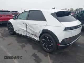 2024 Hyundai Ioniq 5 SEL z VIN KM8KN4DE7RU309120, wystawiony jako IAAI lot #43311776 z przebiegiem 23 981 mil mil oraz . Historia ofert i sprzedaży dostępna na DreamBid. Obrazek 3.