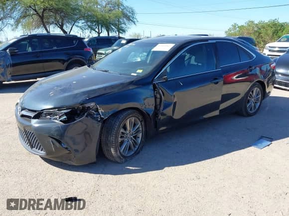 2015 Toyota Camry SE z VIN 4T1BF1FK8FU037736, wystawiony jako IAAI lot #43465661 z przebiegiem 112 758 mil mil oraz . Historia ofert i sprzedaży dostępna na DreamBid. Obrazek 6.