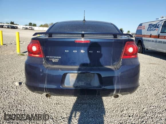 2013 Dodge Avenger SE V6 z VIN 1C3CDZAG2DN771462, wystawiony jako Copart lot #70118325 z przebiegiem 155 154 mil mil oraz Szkoda całkowita • Salvage title. Historia ofert i sprzedaży dostępna na DreamBid. Obrazek 6.