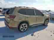 2024 Subaru Forester Touring z VIN JF2SKAMC7RH516157, wystawiony jako Copart lot #69557795 z przebiegiem 10 515 mil mil oraz Szkoda całkowita • Salvage title. Historia ofert i sprzedaży dostępna na DreamBid. Obrazek 3.