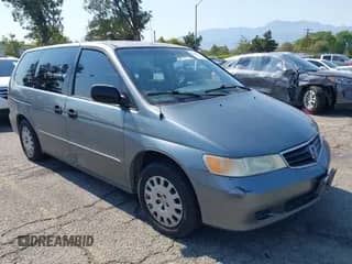 2002 Honda Odyssey LX с VIN 2HKRL18582H553425, выставлен на аукционе IAAI как лот 42691711 с пробегом 272 751 миль миль и . История ставок и продаж доступна на DreamBid. Изображение 1.