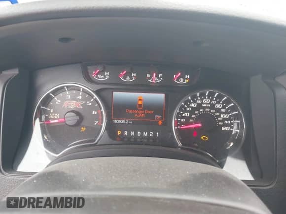 2013 Ford F-150 XL z VIN 1FTFW1EF9DKE75524, wystawiony jako IAAI lot #42424121 z przebiegiem 163 935 mil mil oraz . Historia ofert i sprzedaży dostępna na DreamBid. Obrazek 7.