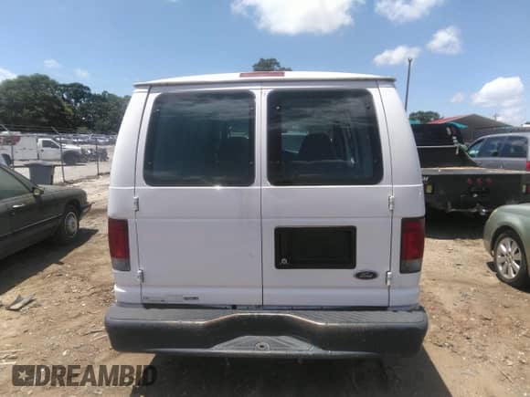 2008 Ford Econoline Cargo Commercial with VIN 1FTNE14W58DA34080, listed as a IAAI auction lot 42548413 with 115,139 mi miles and . Bid and sale history available at DreamBid. Image 16.