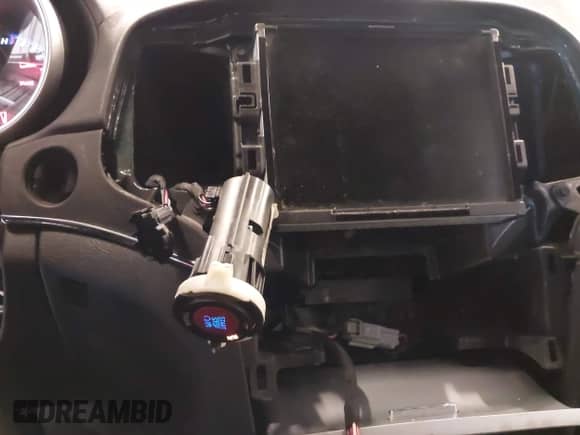 2015 Jeep Grand Cherokee SRT with VIN 1C4RJFDJXFC878696, listed as a IAAI auction lot 42666454 with 125,955 mi miles and . Bid and sale history available at DreamBid. Image 6.