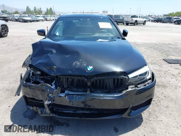 2018 BMW 5 Series 530i with VIN WBAJA5C51JWA56680, listed as a IAAI auction lot 42273066 with 39,789 mi miles and . Bid and sale history available at DreamBid. Image 12.