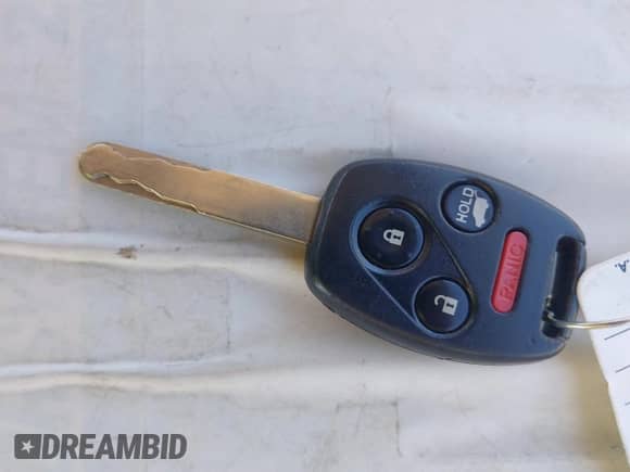 2012 Honda Pilot Touring with VIN 5FNYF4H99CB075099, listed as a IAAI auction lot 42674383 with 203,684 mi miles and . Bid and sale history available at DreamBid. Image 11.