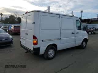 2005 Dodge Sprinter with VIN WD2PD144255762907, listed as a Copart auction lot 38805464 with 192,940 mi miles and Non repairable. Bid and sale history available at DreamBid. Image 3.