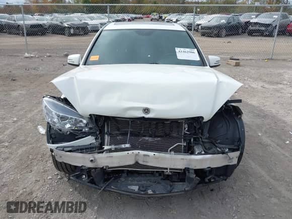 2010 Mercedes-Benz C 300 Sport z VIN WDDGF8BB6AR089165, wystawiony jako IAAI lot #43462906 z przebiegiem 128 332 mil mil oraz . Historia ofert i sprzedaży dostępna na DreamBid. Obrazek 13.