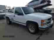 1997 Chevrolet Silverado 1500 with VIN 1GCEC14R3VZ118039, listed as a Copart auction lot 85575614 with 105,417 mi miles and Salvage title. Bid and sale history available at DreamBid. Image 4.