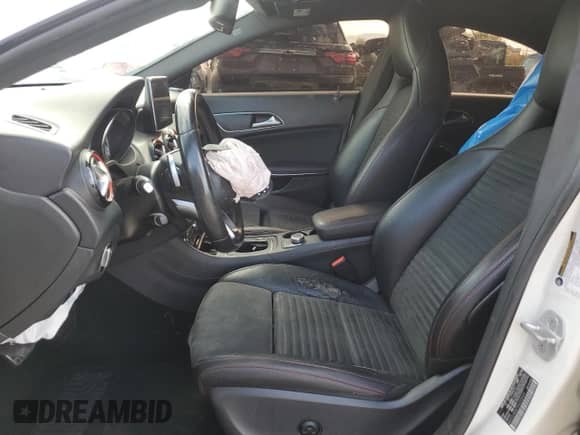 2016 Mercedes-Benz CLA 250 с VIN WDDSJ4EB7GN333404, выставлен на аукционе Copart как лот 81585805 с пробегом 92 639 миль миль и Списание • Salvage title. История ставок и продаж доступна на DreamBid. Изображение 7.