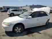 1998 Honda Accord EX with VIN 1HGCG1658WA022611, listed as a Copart auction lot 60509875 with 175,223 mi miles and Salvage title. Bid and sale history available at DreamBid. Image 1.