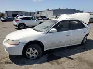 1998 Honda Accord EX with VIN 1HGCG1658WA022611, listed as a Copart auction lot 60509875 with 175,223 mi miles and Salvage title. Bid and sale history available at DreamBid. Image 1.