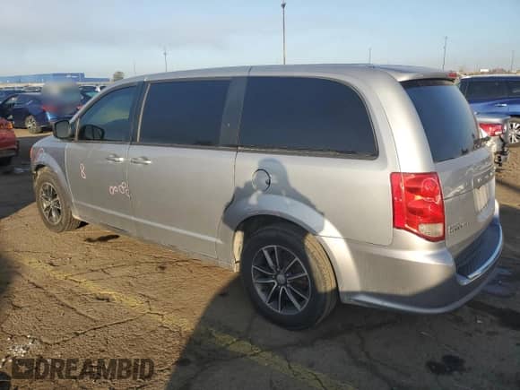 2018 Dodge Grand Caravan SE Plus с VIN 2C4RDGBG3JR190771, выставлен на аукционе Copart как лот 82398495 с пробегом 68 650 миль миль и Списание • Salvage title. История ставок и продаж доступна на DreamBid. Изображение 2.