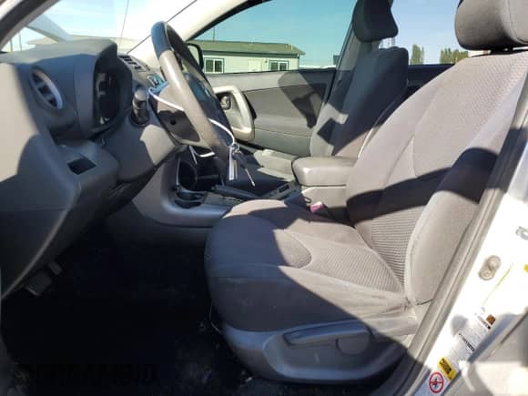 2007 Toyota RAV4 Sport with VIN JTMBK32V975018927, listed as a Copart auction lot 82307515 with 234,278 mi miles and Salvage title. Bid and sale history available at DreamBid. Image 7.